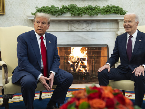 Biden souhaite à Trump un 