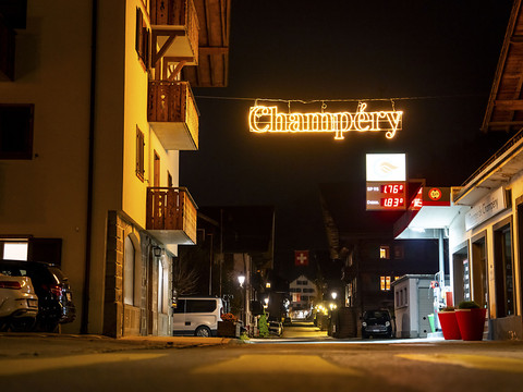 Triple infanticide en Haute-Savoie: femme retrouvée morte en Valais