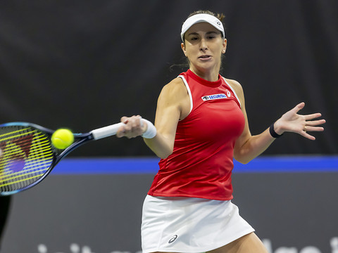 Bencic et Golubic remportent les deux premiers simples
