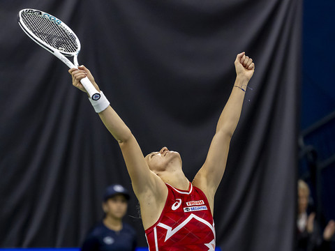 La Suisse se maintient facilement