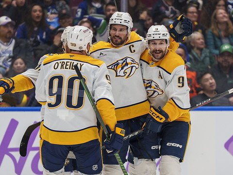 Nashville gagne et Roman Josi atteint les 700 points
