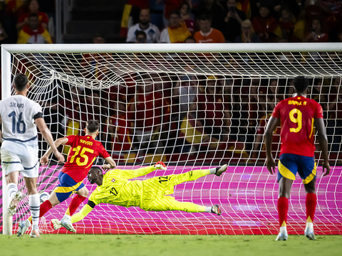 Ligue des nations: la Suisse battue sur le fil 3-2 en Espagne