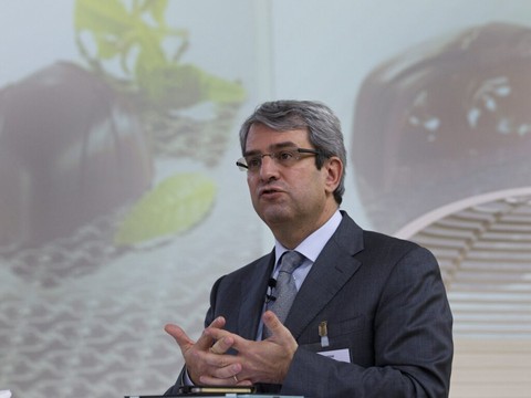 Le nouveau patron de Nestlé veut relancer la machine