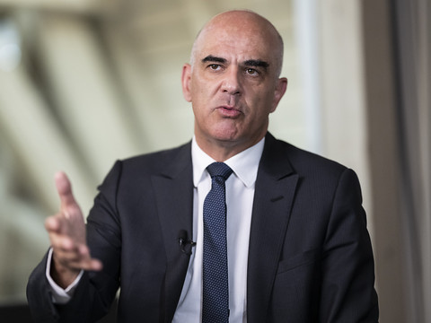 Alain Berset recommande aux jeunes de voyager