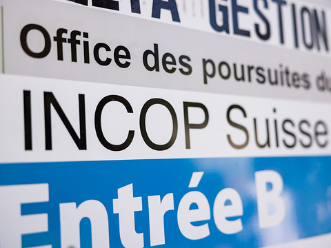 Le Conseil fédéral ne veut pas interdire les collectes rémunérées
