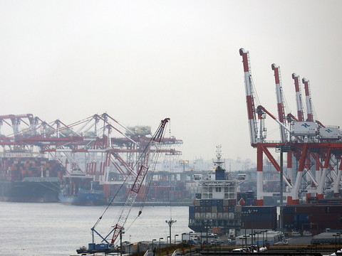 Japon: le gouvernement approuve un plan de relance massif