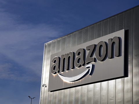Amazon investit 4 milliards de dollars de plus dans Anthropic