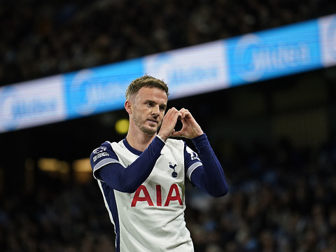 Premier League: le champion fait du surplace