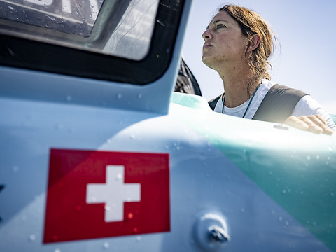 Charlie Dalin toujours leader, Justine Mettraux 11e