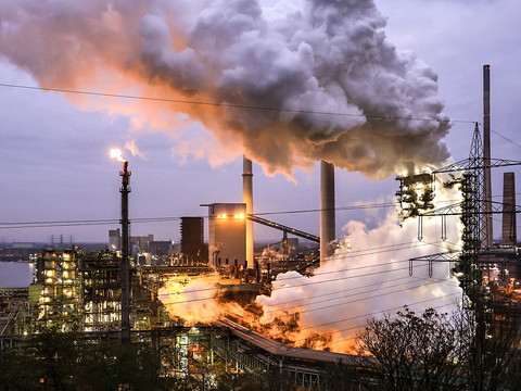 Thyssenkrupp s'engage à financer sa division acier en difficulté