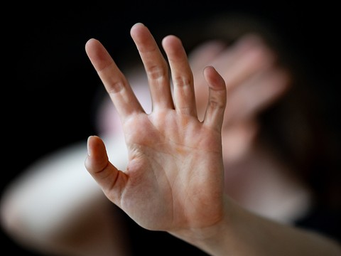Une femme tuée par un proche toutes les 10 minutes dans le monde