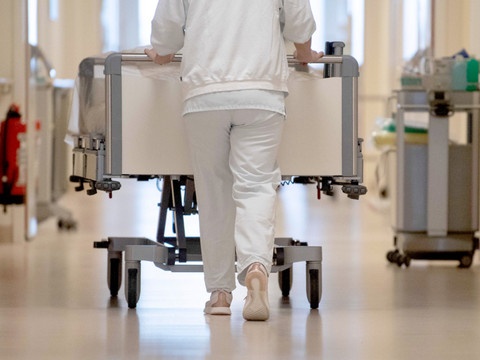 Le déficit des hôpitaux suisses s'est nettement creusé en 2023