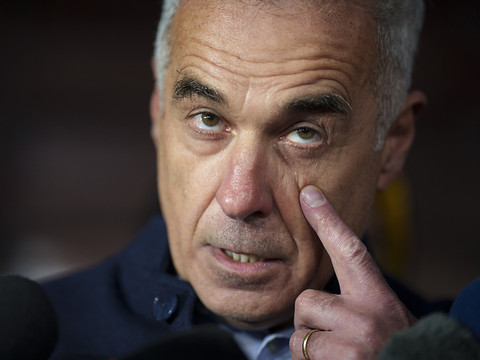 La Roumanie recompte les bulletins, se prépare aux législatives