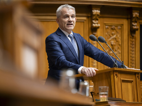 Ukraine: le Parlement veut mettre fin aux abus dans le statut S
