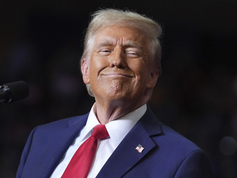 Grâce du fils Biden: Trump réclame l'annulation d'un procès