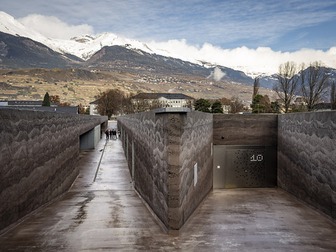 Inauguration du plus grand stand de tir indoor de Suisse à Sion