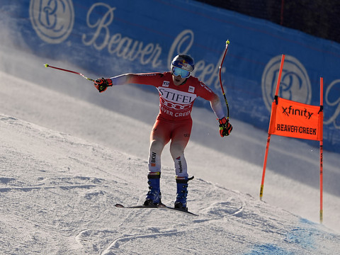 Odermatt remet son Globe du super-G en jeu