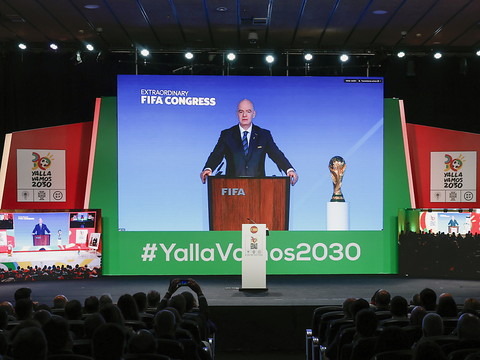 Le Mondial 2030 dans six pays, 2034 à l'Arabie saoudite