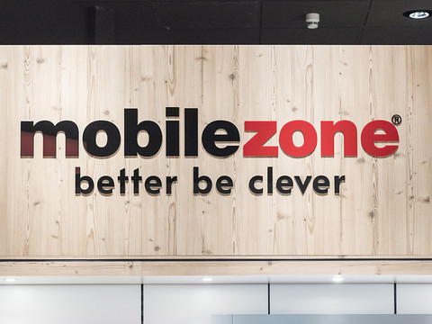 A la peine en Allemagne, Mobilezone revoit à la baisse ses attentes