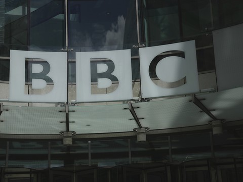 La BBC se plaint auprès d'Apple pour une notification trompeuse