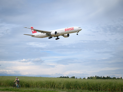 Aviation: la Suisse devrait introduire une base de données des passagers