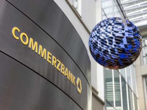 Commerzbank: Berlin dénonce une action 