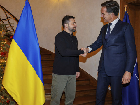L'Otan accueille Zelensky à Bruxelles avant le retour de Trump
