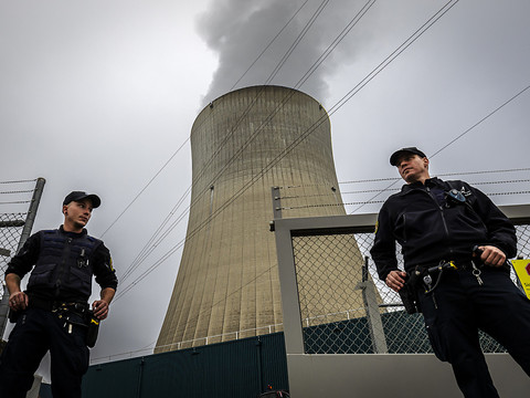 La Suisse doit pouvoir construire de nouvelles centrales nucléaires