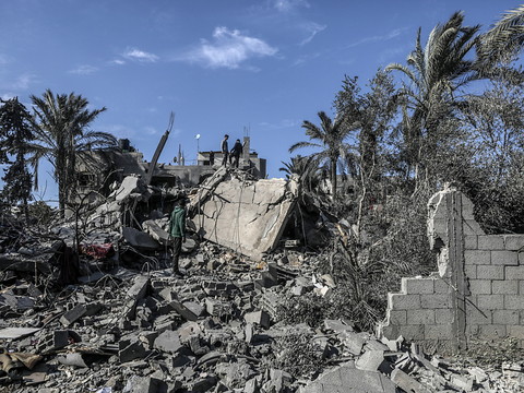 Malgré l'espoir d'un cessez-le-feu, la violence se poursuit à Gaza
