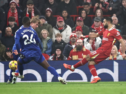 Premier League: Liverpool renforce sa place de leader