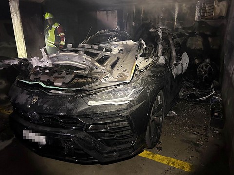 Bolide en feu et gros dégâts dans un garage souterrain en Argovie