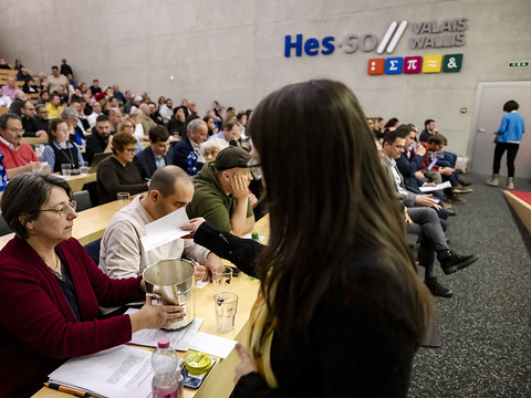 Sierre: les opposants à la nouvelle patinoire saisissent la justice
