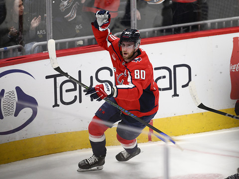 Une 3e défaite d'affilée pour Suter et les Canucks