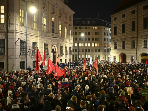 Importante manifestation à Vienne contre l'extrême droite
