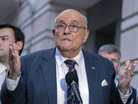Giuliani, ex-avocat de Trump, de nouveau condamné pour diffamation