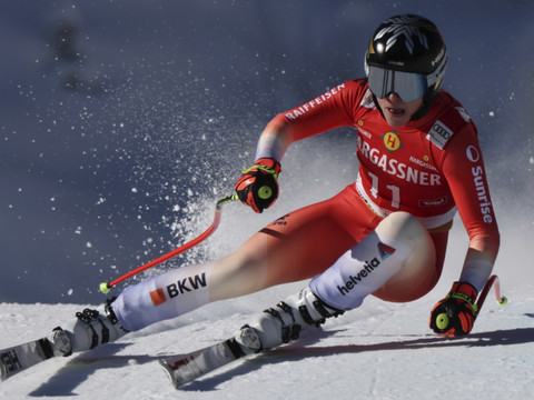 Descente de St-Anton: Malorie Blanc 2e, Brignone l'emporte