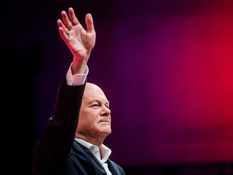 Scholz: le respect des frontières vaut pour 