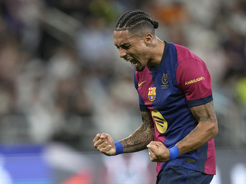 Supercoupe d'Espagne: Barcelone domine le Real Madrid 5-2