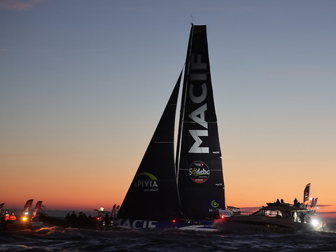 Vendée Globe: victoire et record pour Charlie Dalin