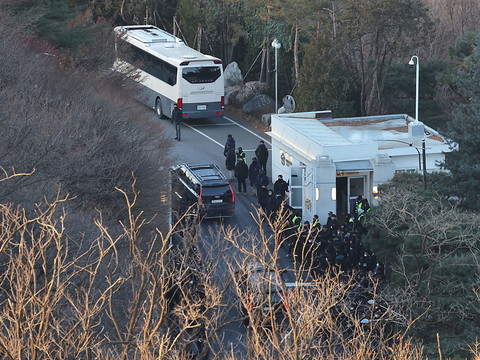 Le président suspendu Yoon Suk Yeol a été arrêté
