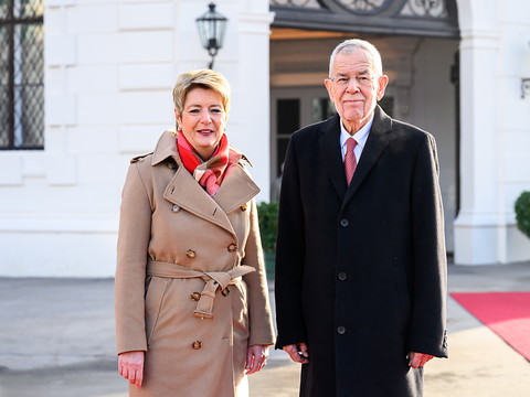 Première visite officielle pour Karin Keller-Sutter