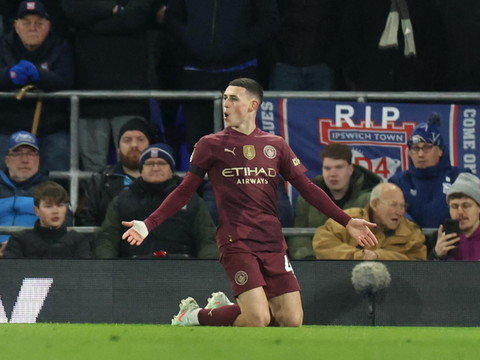 Manchester City atomise Ipswich (6-0) avant le PSG