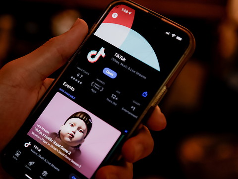 TikTok de nouveau accessible, victoire politique pour Trump