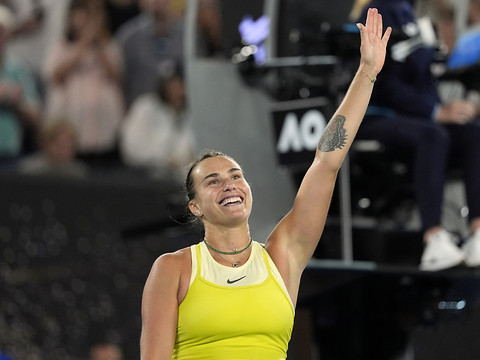 Aryna Sabalenka toujours en course pour le triplé