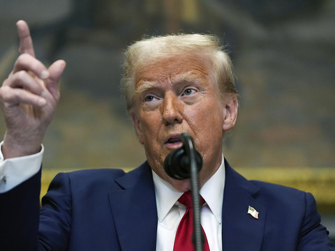 Trump: nouvelles sanctions si Moscou ne négocie pas avec l'Ukraine