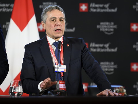 Cassis ressort bredouille d'une rencontre avec son homologue syrien