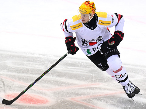 Lausanne s'impose à Berne, Ajoie s'effondre