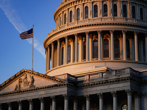 Le congrès américain adopte une première loi anti-immigration