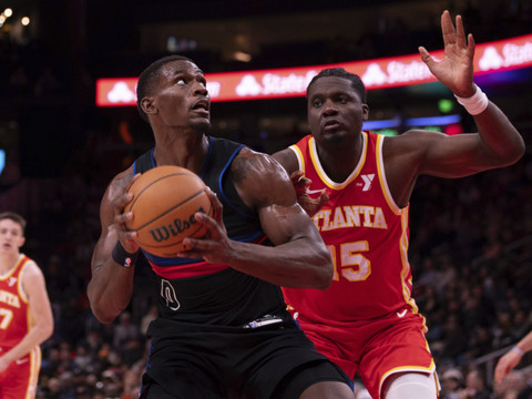 Capela et les Hawks battus par les Pistons