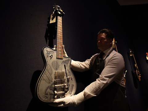 Une guitare de Jeff Beck vendue plus de 1 million de livres